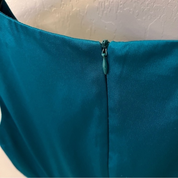 London Times Teal green satin cocktail dress, knee length, bodycon, size 8 - Picture 11 of 16